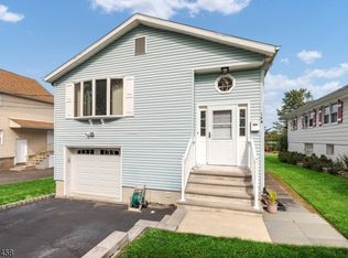149 Lower Notch Rd, Little Falls, NJ 07424