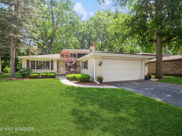 229 S Cedar Ave, Wood Dale, IL 60191