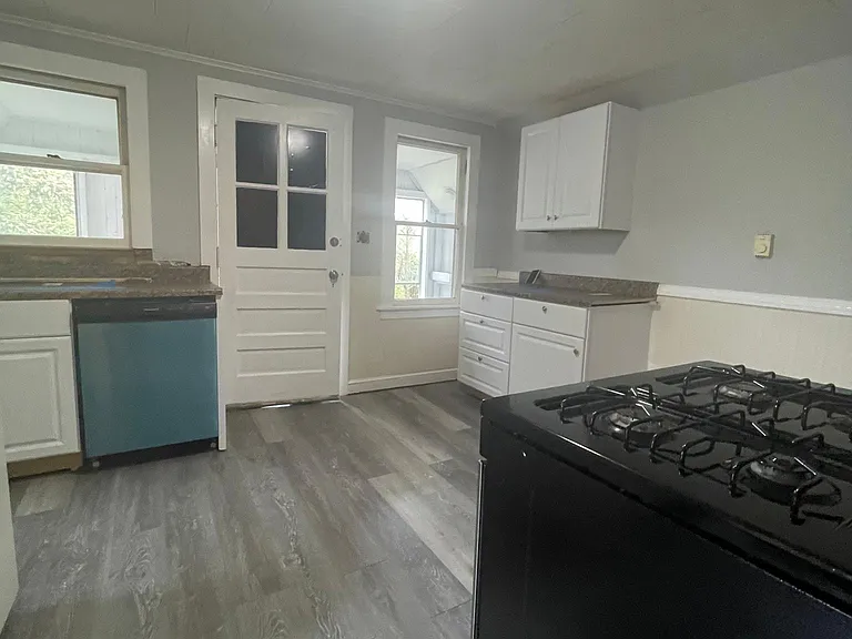 49 Gorman St #2 — Photo 2