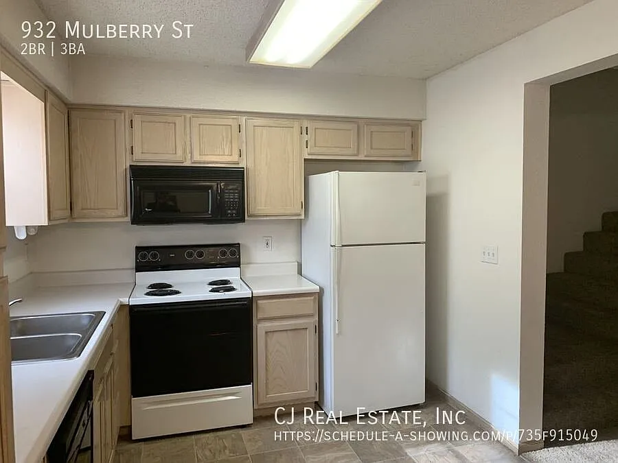 2 bed, 2.5 bath, $1,450 — Photo 4
