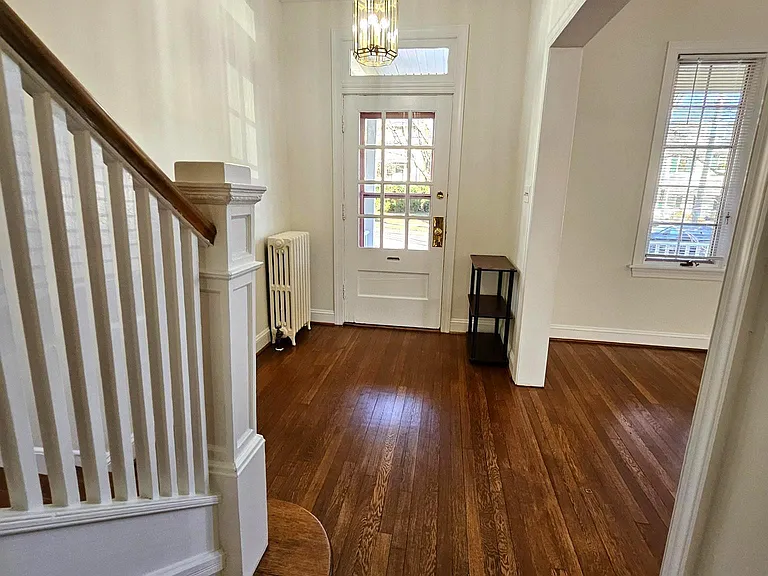 5338 42nd St NW — Photo 3