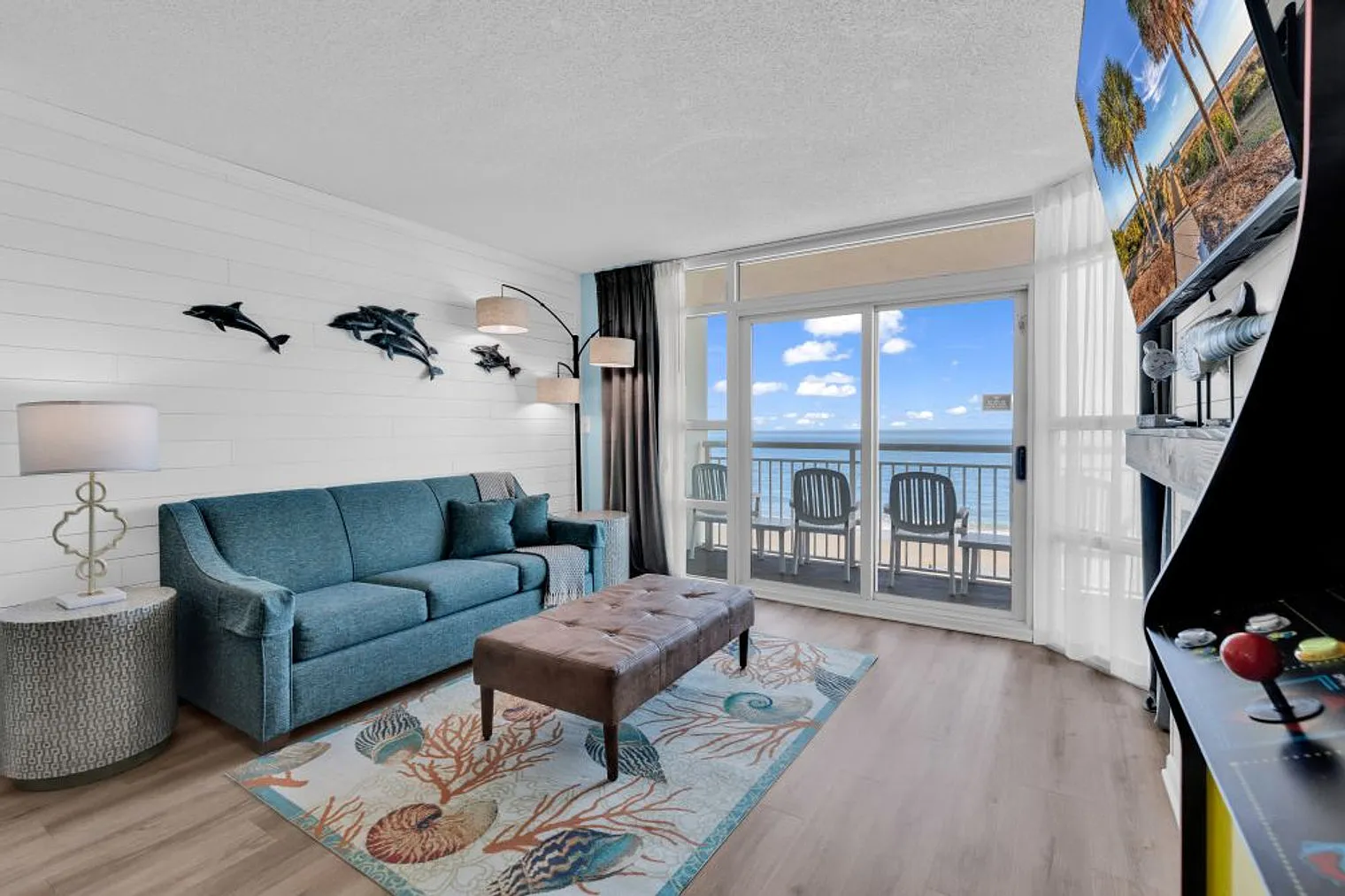 2 bed, 2.0 bath, 1065 sqft, $4,496 — Photo 1