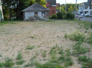 15 Tryon St, Amsterdam, NY 12010