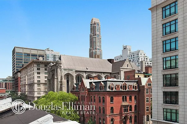 Rented by Douglas Elliman | media 23
