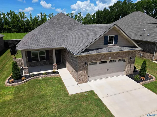 9574 Abington Cove Blvd, Madison, AL 35757
