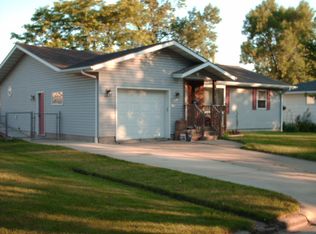 720 Timberline Rd, Monticello, IA 52310