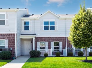 12015 Zircon Ln UNIT 900, Fishers, IN 46038