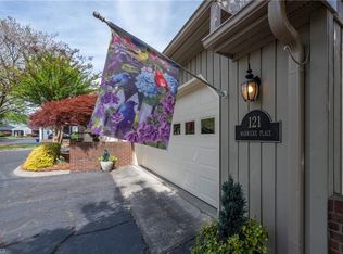 121 Warwicke Pl, Bermuda Run, NC 27006
