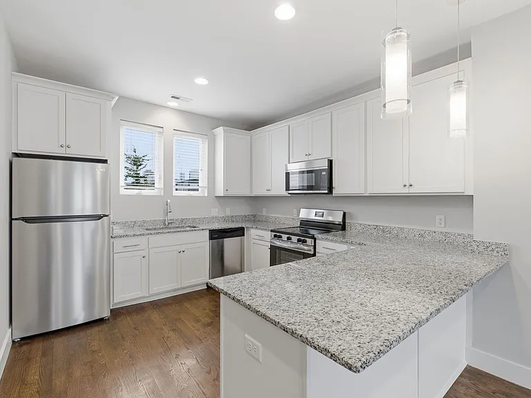 520 Dr D B Todd Jr Blvd — Photo 4