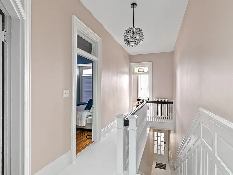 1634 W Grace St — Photo 4