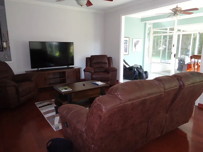18 Chiffelle St — Photo 24