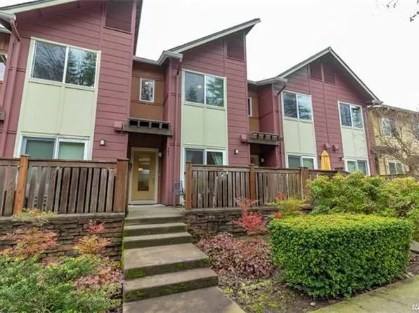 141 Sky Ridge Rd NW, Issaquah, WA 98027