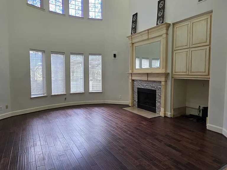 1001 Llano Trce — Photo 9