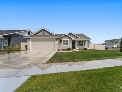 5816 W Daphne Dr, Meridian, ID, 83646