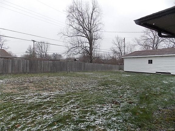 4th image of 4481 Mahler Dr
