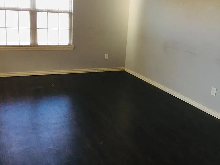 1015 Kensington Dr — Photo 13