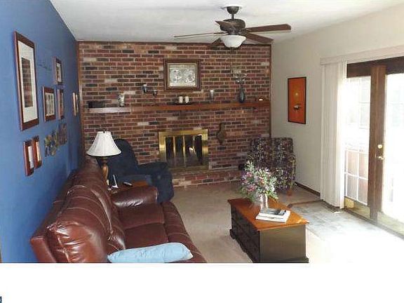 5th image of 1009 Continental Dr