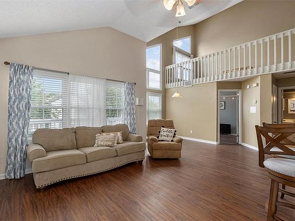 5th image of 4117 Laurel Green Cir