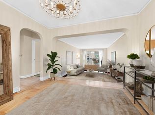 120 Bennett Ave APT 1F, New York, NY 10033
