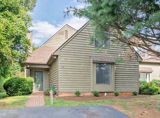 1110 Amber Ridge Rd, Charlottesville, VA 22901