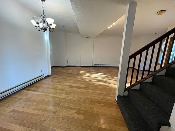 2nd image of 89 Sheridan St #3