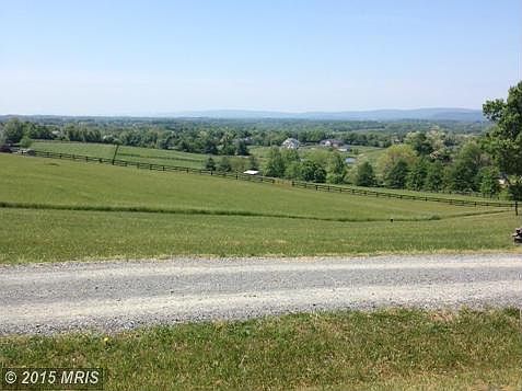 4th image of 15300 Sunset Hill Ln