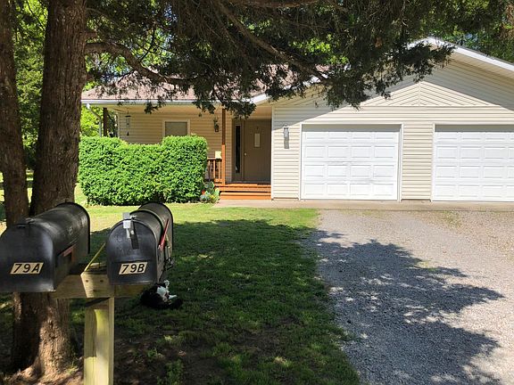 2nd image of 79 Goldenwood Ln