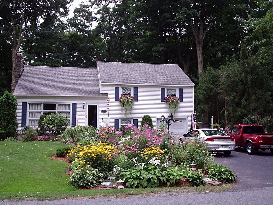 1st image of 3 Beechwood Dr