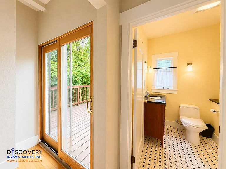 460 Stow Ave — Photo 43