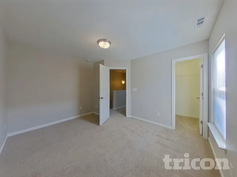 345 Hunslet Cir — Photo 13