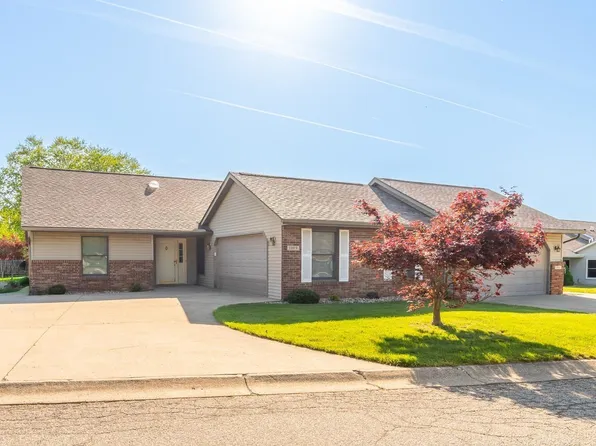 1009 E Sherbrooke Dr, Bloomington, IN 47401