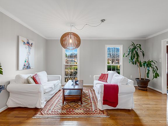 5th image of 1700 Chester Mill Rd