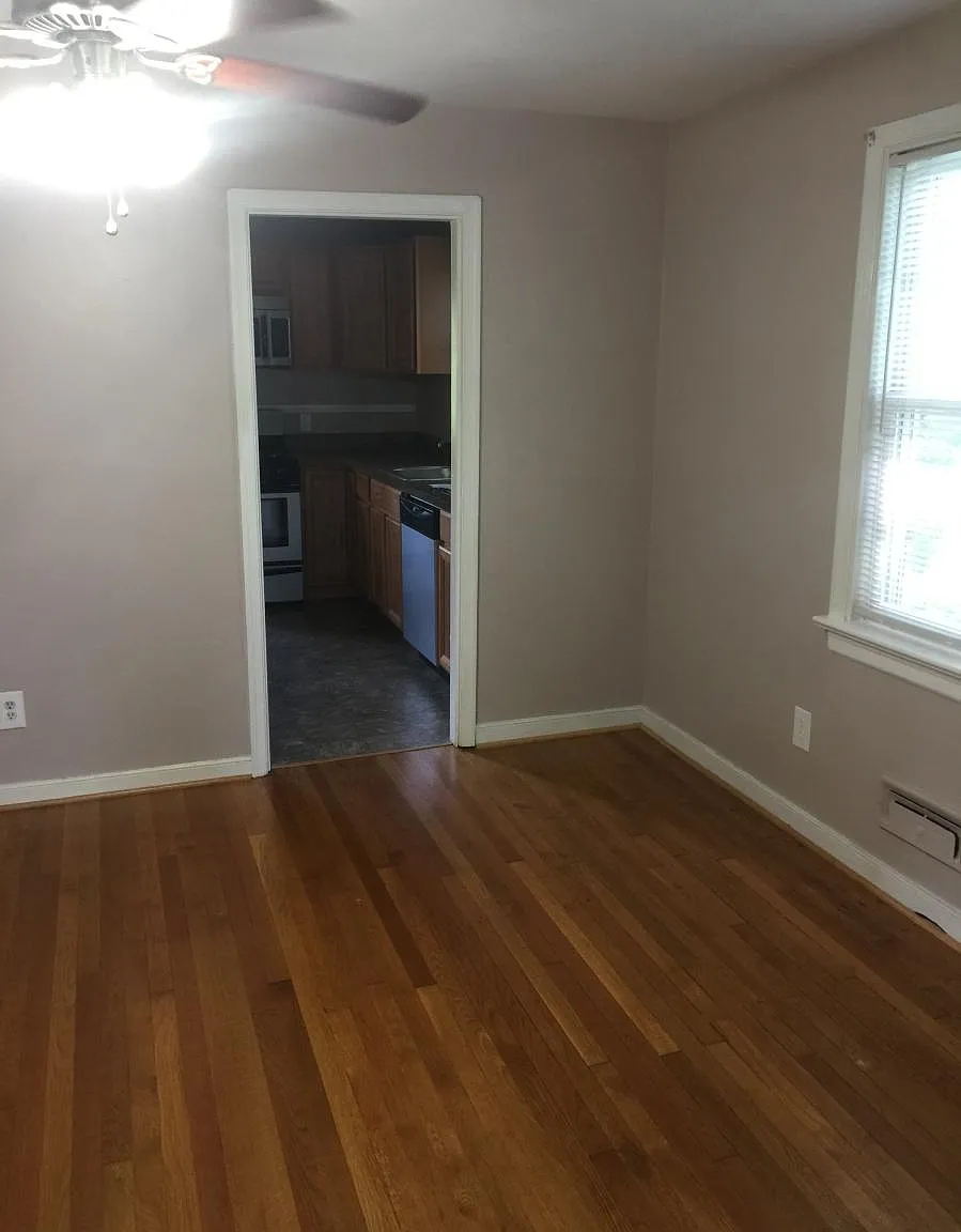 2 bed, 1120 sqft, $1,875 — Photo 3