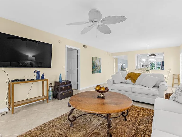 1190 Yesica Ann Cir #B-101 — Photo 17