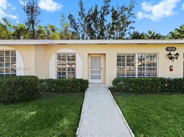 13752 Via Flora APT B, Delray Beach, FL 33484