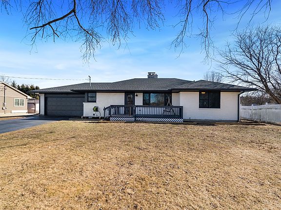 2nd image of 11179 Beloit Rd