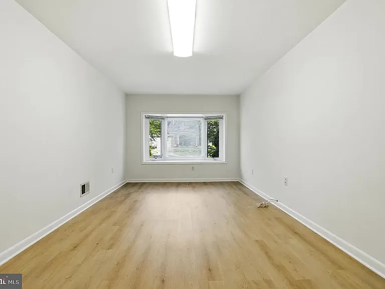 6407 Kirby Rd — Photo 15