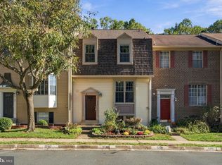 5749 Burke Towne Ct, Burke, VA 22015
