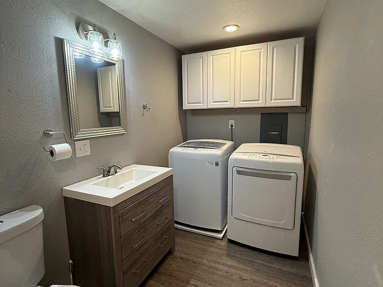 11615 Sheridan Ave S — Photo 10