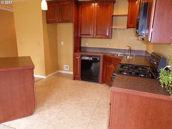5th image of 7610 NE 34th Ave #B4