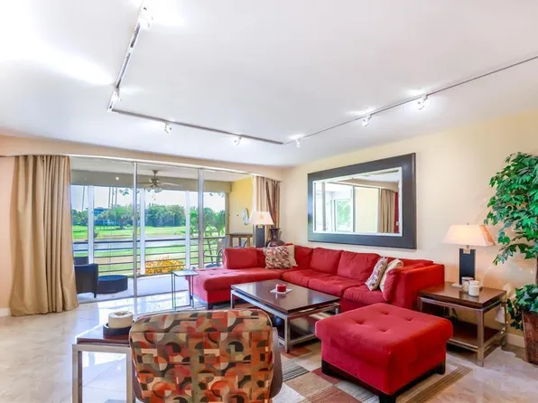 2681 S Course Dr, Pompano Beach, FL