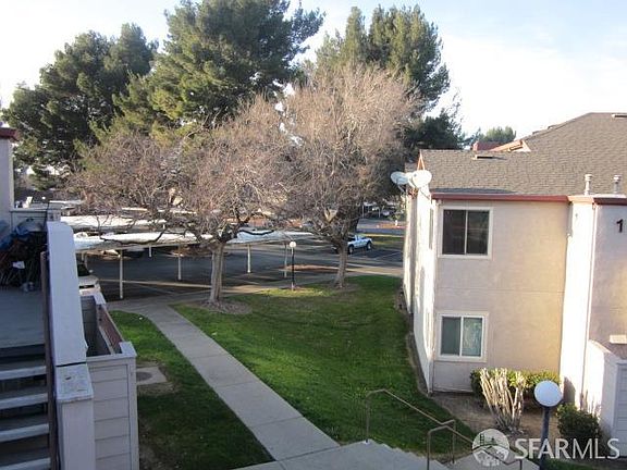 4th image of 3 Lancaster Cir APT 211