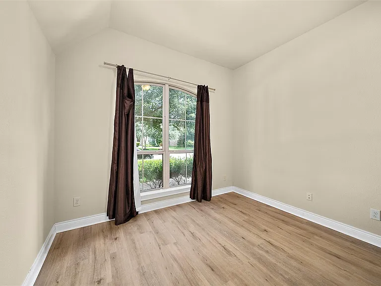 29131 Erica Lee Ct — Photo 15