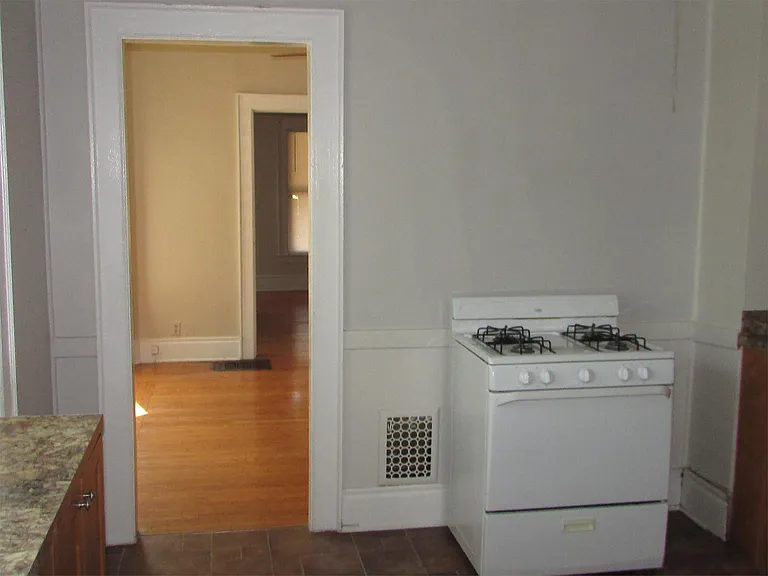 839 Westcott St #1 — Photo 3