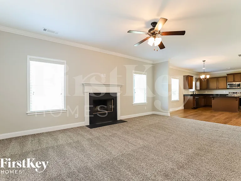 4313 Yonah Park — Photo 5