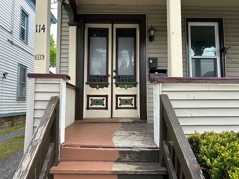 114 S Melcher St — Photo 3