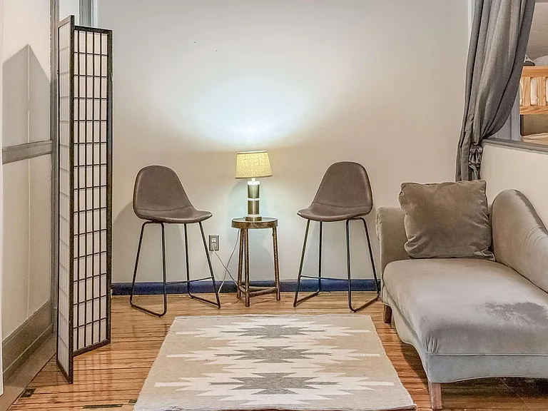 Building's Lounge