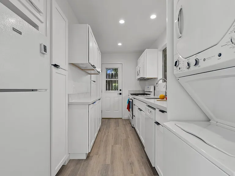 1757 June Ln — Photo 15