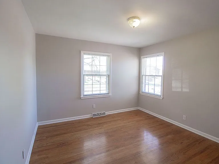 2207 Bushnell Dr — Photo 28