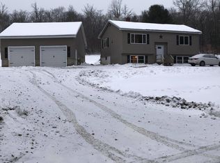 155 Stanhope Mill Rd, Lincoln, ME 04457